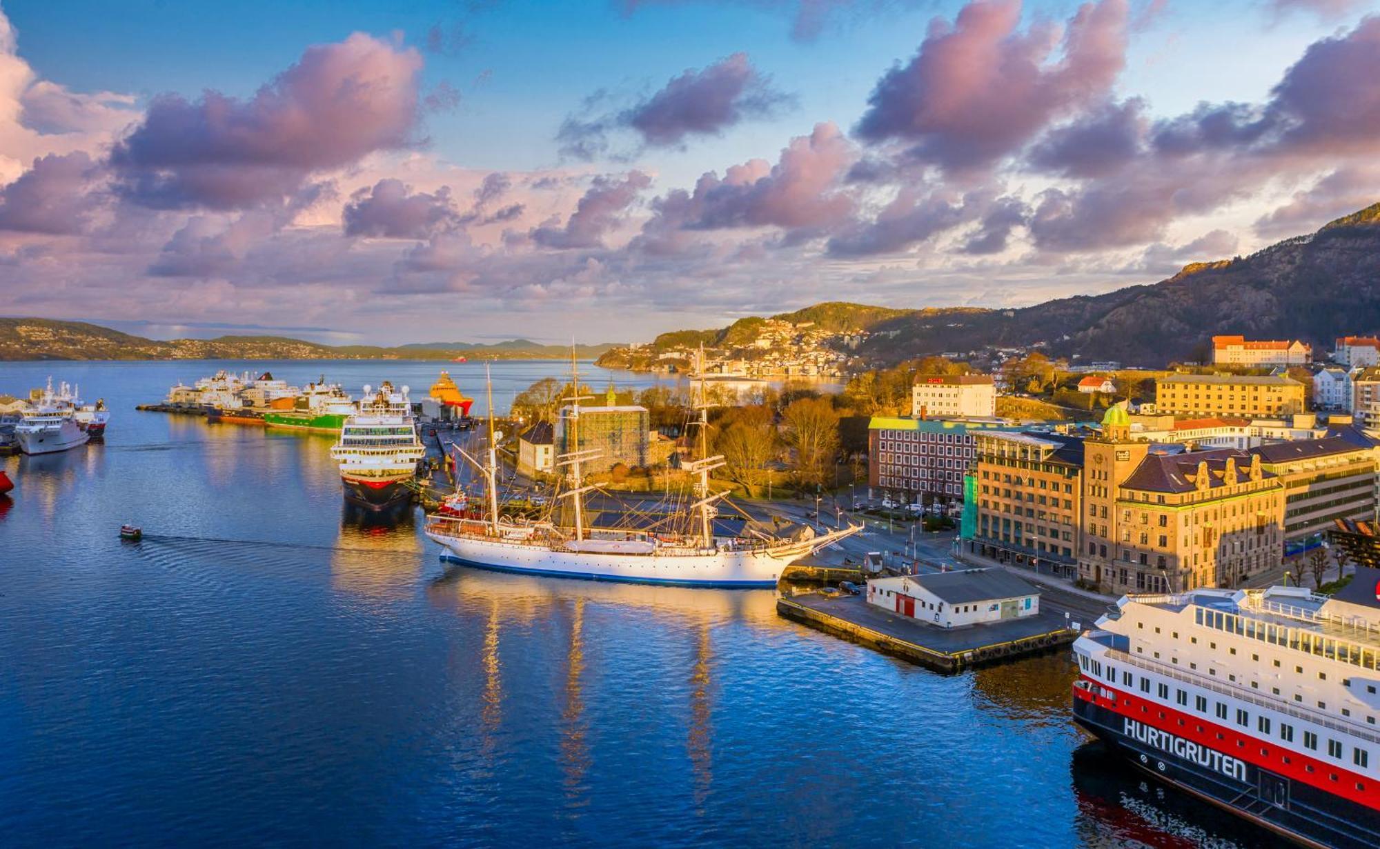 Central Seafront Apartments With Parking And Self Check-In! Bergen Extérieur photo