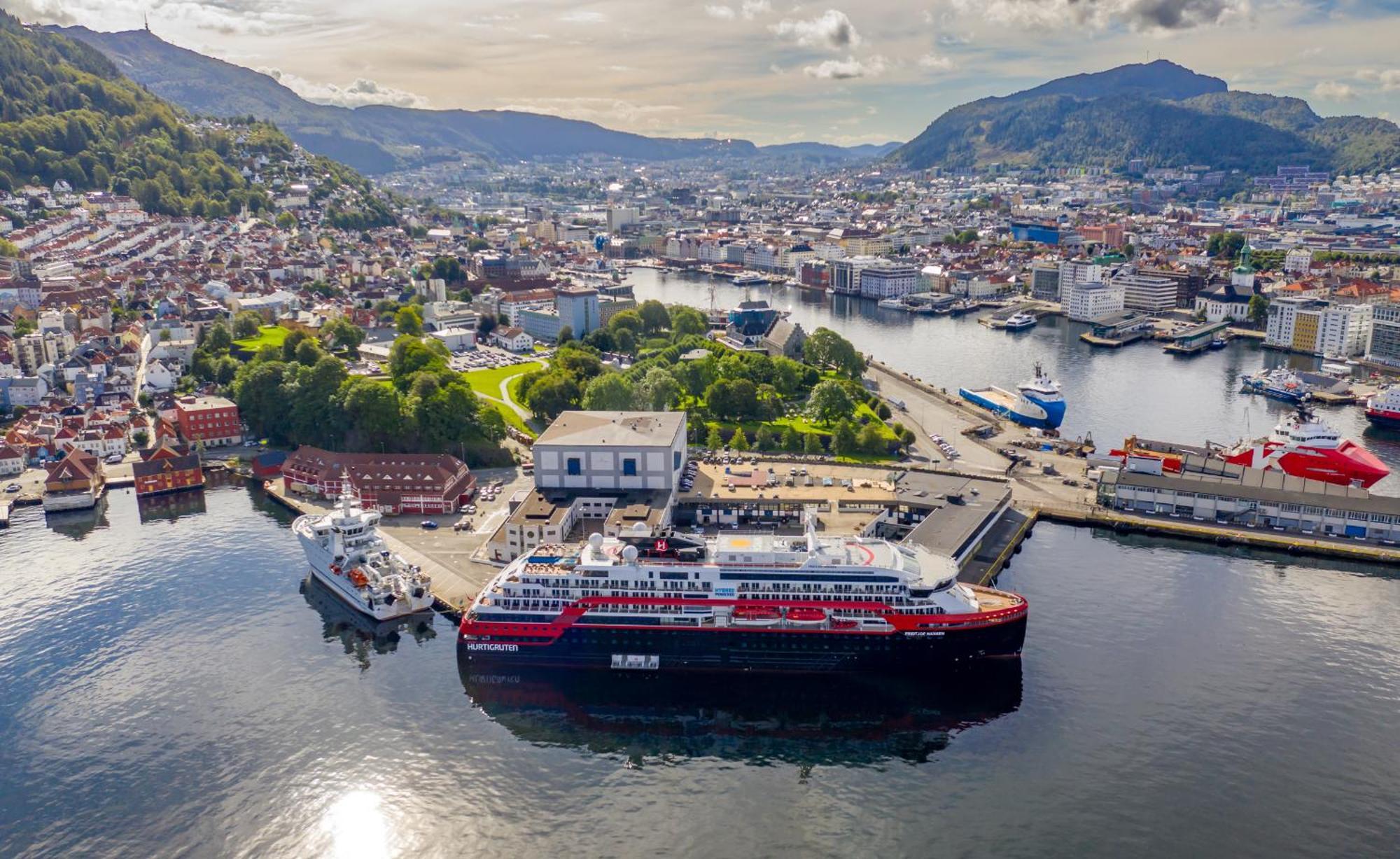 Central Seafront Apartments With Parking And Self Check-In! Bergen Extérieur photo